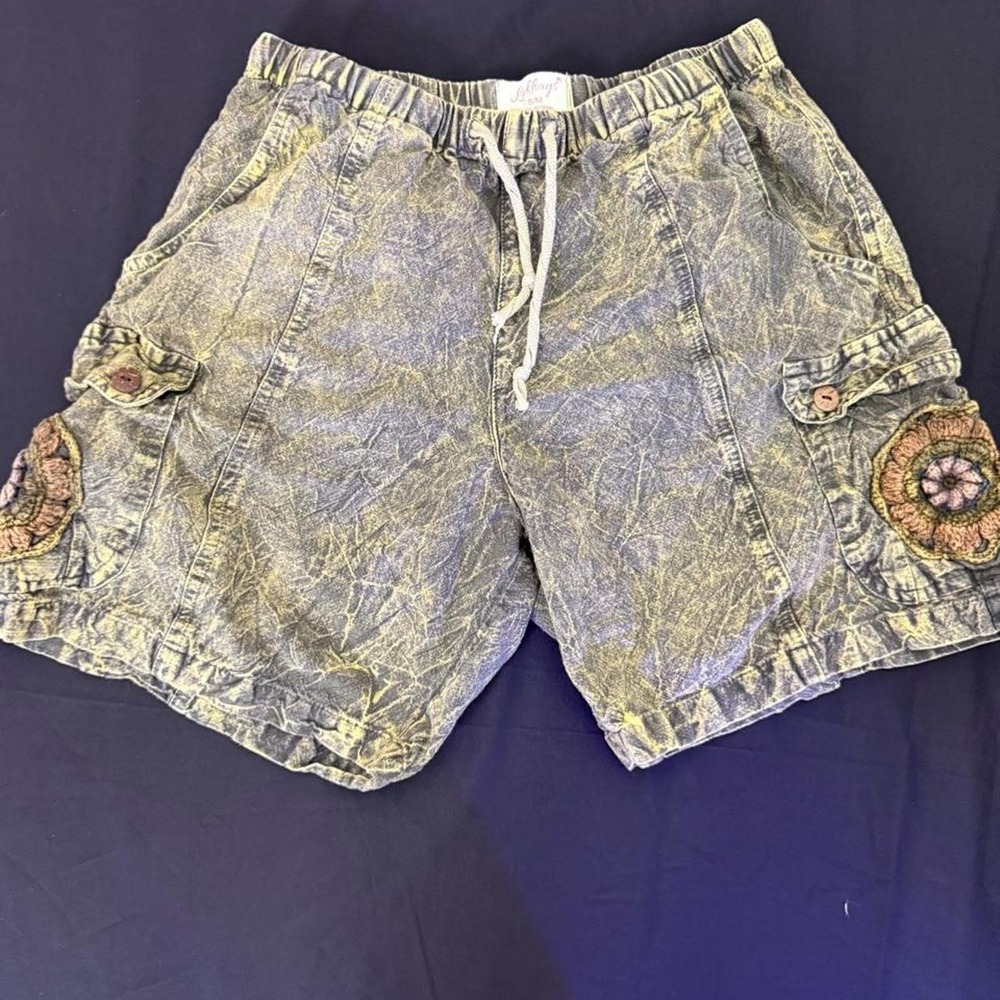 Lakhays Acid Wash Crochet Flower Cargo Shorts Blue Yellow Boho Nepal Womens S/M